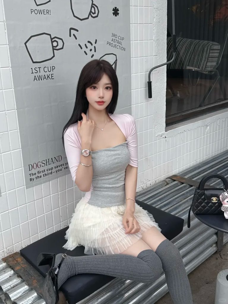 城市生活人物配图